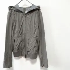 j052【ナチュラルビューティーベーシック】ダブルジップジャンパー