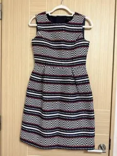 【美品】ユニバーバルミューズ ワンピース ストロベリーフィールズ