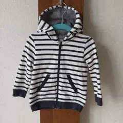 プチバトー ジップアップパーカー
