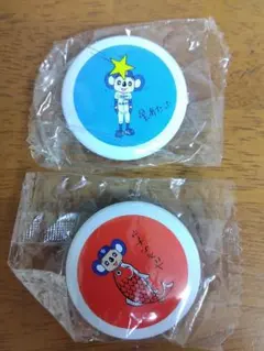 ドアラ　缶バッチ　缶バッジ　缶バッヂ　２個