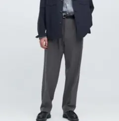 UNIQLO　メンズ　レディース　タックワイドパンツ　グレー