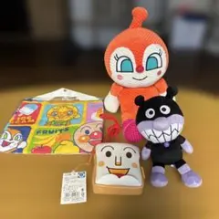 ドキンちゃんバイキンマン食パンマンポシェット（小）ハンドタオル４点セット