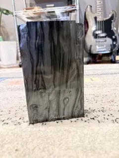 Charles & Keith アクリルマーブルポーチ