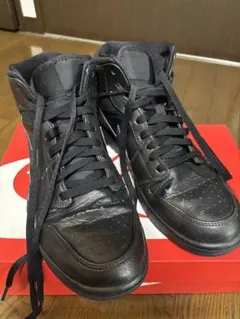 Nike ブラック AirJordan1 メンズスニーカー