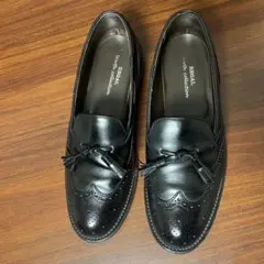 REGAL リーガル　黒いレザー タッセルローファー