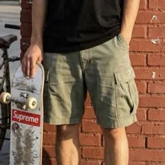 Supreme Cargo Shorts Olive 34inch - メルカリ