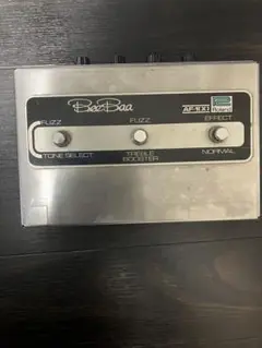 Roland AF-100 BeeBaa ローランド 70年代ファズ ブースター 1970s Roland AF100 Bee Baa Fuzz Demo - YouTube