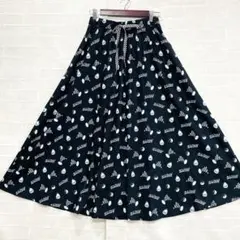 美品　キャンディストリッパー　ロング　フレアスカート　総柄　黒のサムネイル