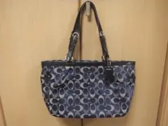 COACHのショルダーバッグ、美品