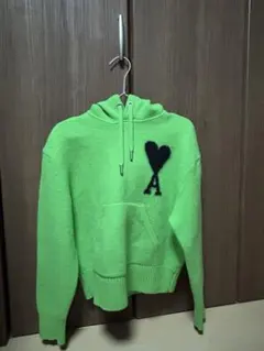 アミパリス　グリーンセーターパーカー　ハート刺繍
