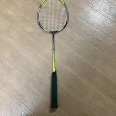 バドミントンラケット