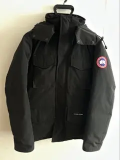カナダグース ダウンジャケット
