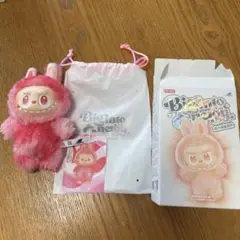 ラブブ　LOVE Big into Energy ぬいぐるみマスコット