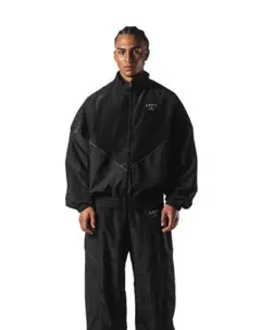 2025年最新】LYFT トラックジャケットの人気アイテム - メルカリ