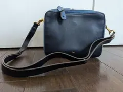 アニヤ・ハインドマーチ ショルダーバッグ