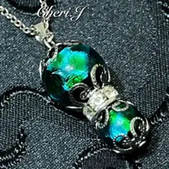 神秘的♪エメラルドグリーン☆ホタル石ペンダントトップ【No.354】