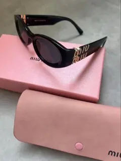極美品✨】miu miu ミュウミュウ ハート サングラス 黒 金SMU54R