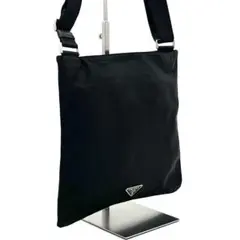 PRADA プラダ サコッシュ 黒 ナイロン 三角ロゴ 斜め掛け Gカード付き