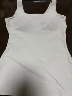 ユニクロ　ボディシェイパーシームレスブラタンクトップ　Lサイズ