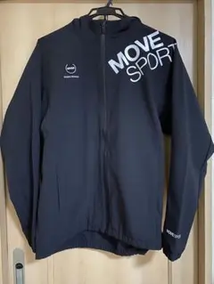 デサント　未使用フーディー・アウター