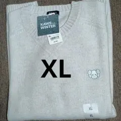 ユニクロ カウズ ラムクルーネックセーター オフホワイト XLサイズ