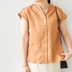 美品✨定価１.３万❤️　麻　キャメル　洗える　テレデランフレンチスリーブブラウス