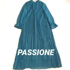 パシオーネPASSIONE　シフォンプリーツワンピース　パーティードレス