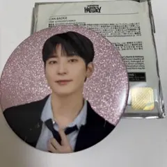 セブチ HOLIDAY 缶バッジ ウォヌ