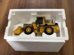 ユニバーサルホビー コマツ WA470 ホイールローダー ミニカー 1/50