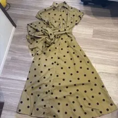 obli ドット柄 半袖シャツワンピース ベージュ