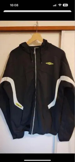 UMBRO フード付きトラックジャケット ブラック