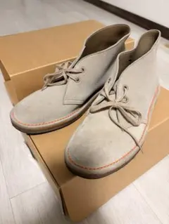 SHIPS別注 Clarks Desert Boot 定価4.2万円のサムネイル