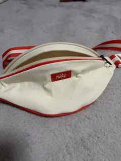 Nike ヘリテージ S ウエストパック レトロ