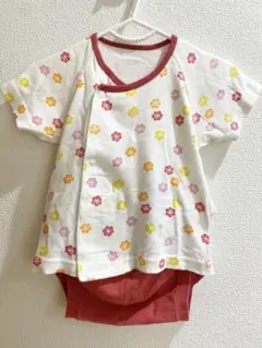● コンビミニ 女の子 半袖 前開き ロンパース お花柄 赤 70-80のサムネイル