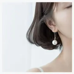 ビッグパールピアス　軽量 ラウンド ティアドロップ ロングパール　ゴールド