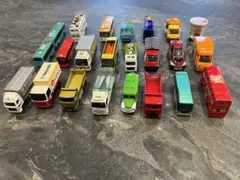 トミカ　まとめ売り22台