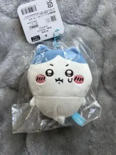 ちいかわ PUN。マスコット ハチワレ