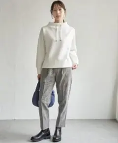 モックネック トレーナー