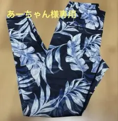LAVA・スカーラ・花柄ヨガウェア上下セット 黒・上Мサイズ下Sサイズ