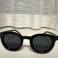 サングラス　　ボストン　Oliver Peoples MOSCOT EY