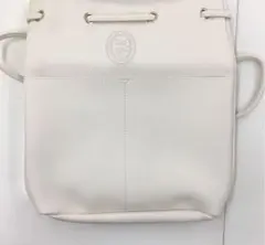 ネストローブ ショルダーにもなるレザー調3wayリュック