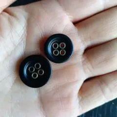黒の4穴ボタン 大・小セット
