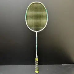 YONEX　ヨネックス　NANOFLARE　300　バトミントンラケットのサムネイル