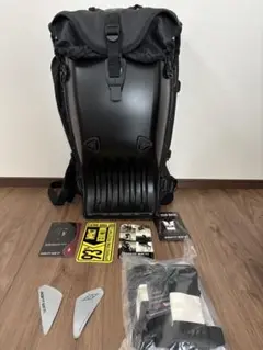 ボブルビー　メガロポリス　ブラック　ポーチ付き X-CASE Boblbee 25L - Point 65 (BOBLBEE) MJSOFT Inc.