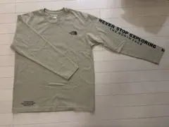 THE NORTH FACE ロングスリーブTシャツ ベージュ