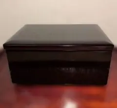 Item thumbnail for item e4dc40a3-b3e6-4203-9089-eca7c74180fd