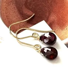 1点作品☺︎ ロングペアシェイプルビーピアス イヤリングに変更可能