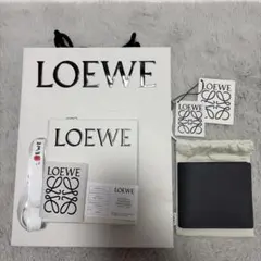 LOEWE 二つ折り財布のサムネイル
