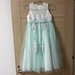 ミントグリーン 刺繍入りドレス 130cm