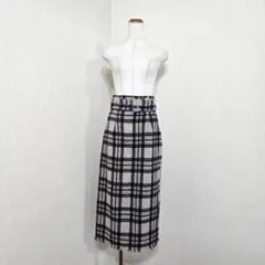 アーバンリサーチ チェックロングスカート ベルト付（F）